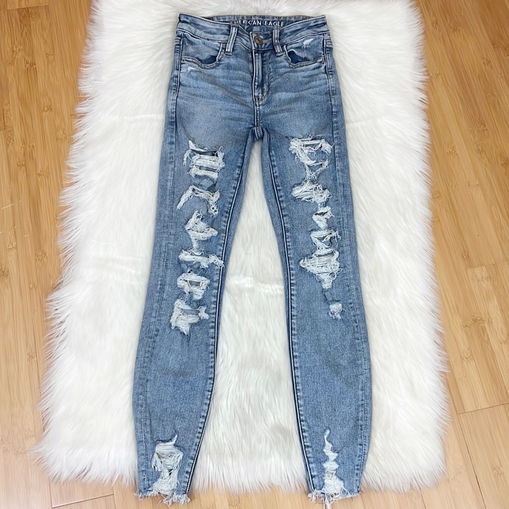 ✨SOLD✨American Eagle Next Level Hi Rise Jegging Distressed - Picture 1 of 8